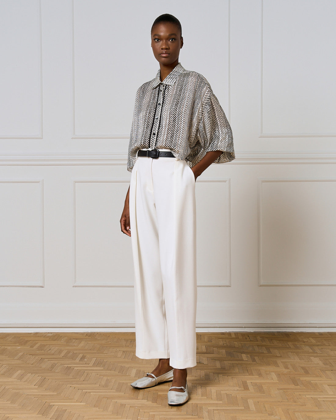 ACCESS Cropped printed shirt