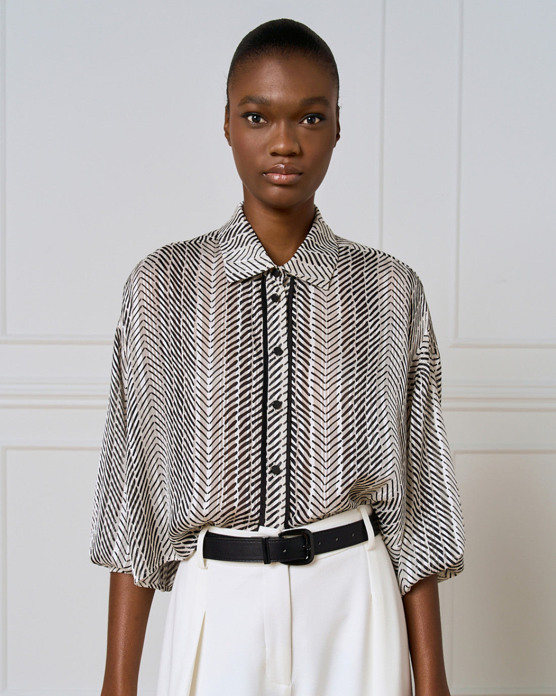 ACCESS Cropped printed shirt