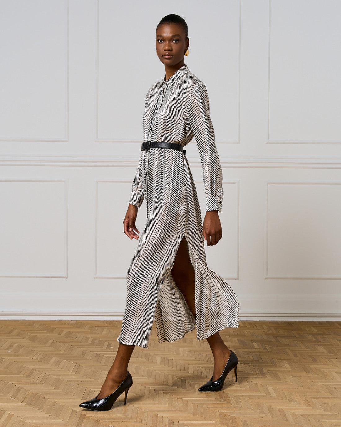 ACCESS Long printed dress with a collar