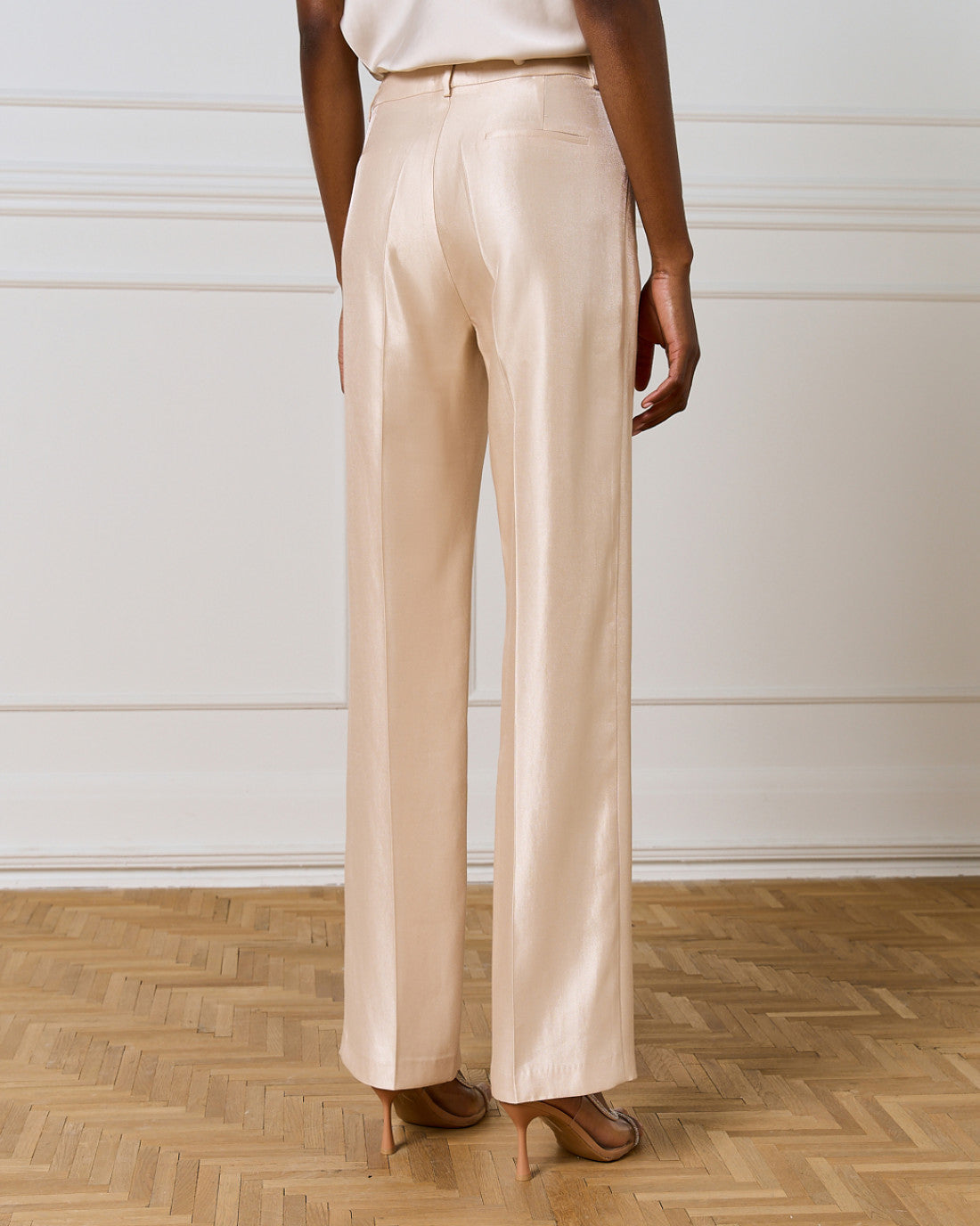 ACCESS Shimmery high-waist pants vanilla