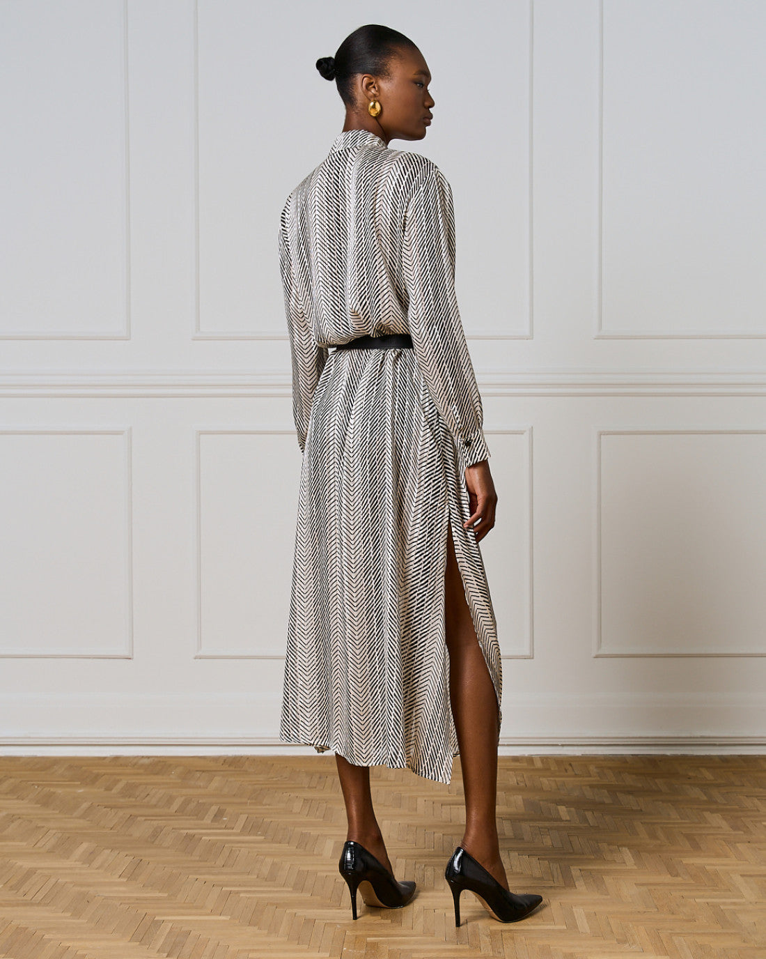 ACCESS Long printed dress with a collar